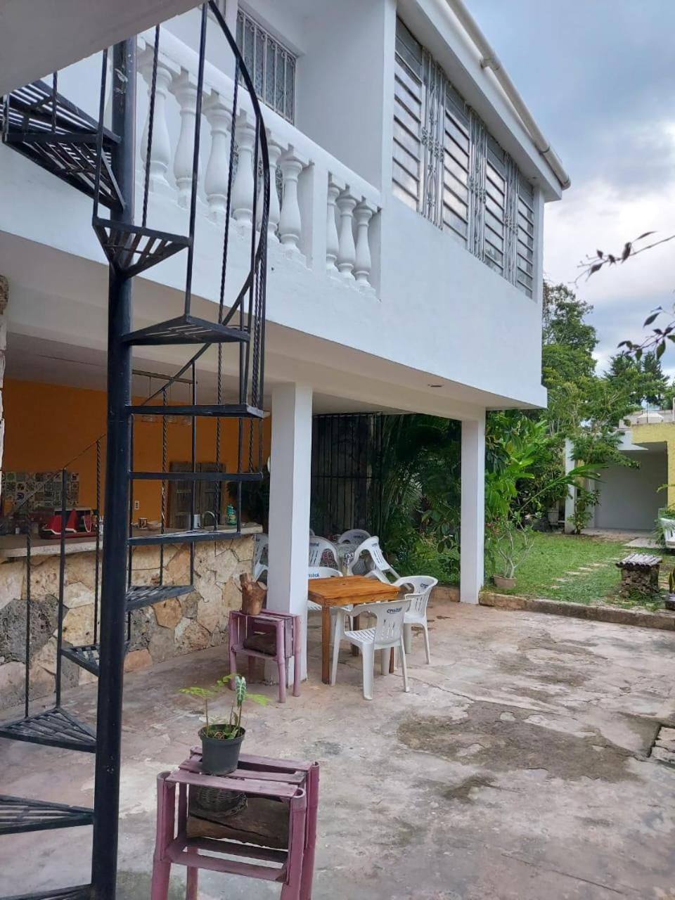 Casa De Ines Y Victoria Hotel Valladolid  Ngoại thất bức ảnh