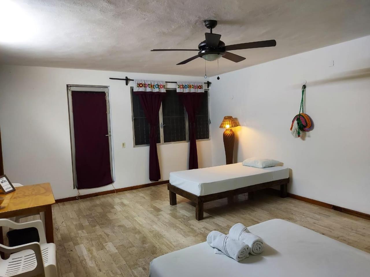 Casa De Ines Y Victoria Hotel Valladolid  Ngoại thất bức ảnh