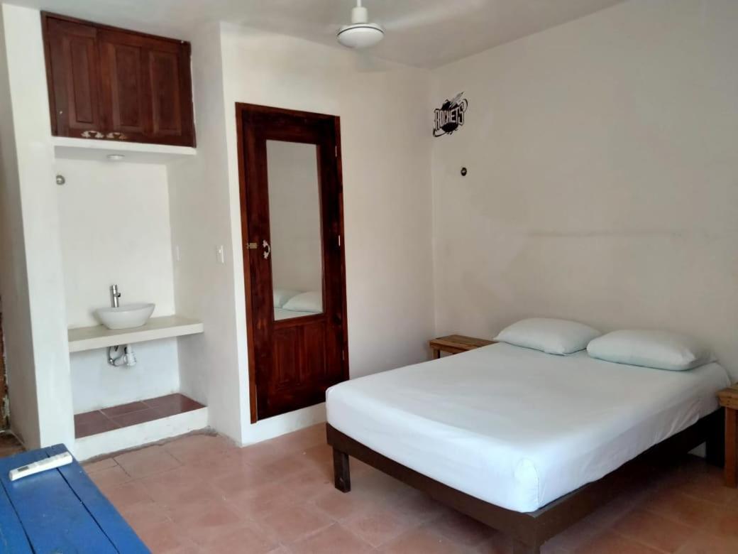 Casa De Ines Y Victoria Hotel Valladolid  Ngoại thất bức ảnh