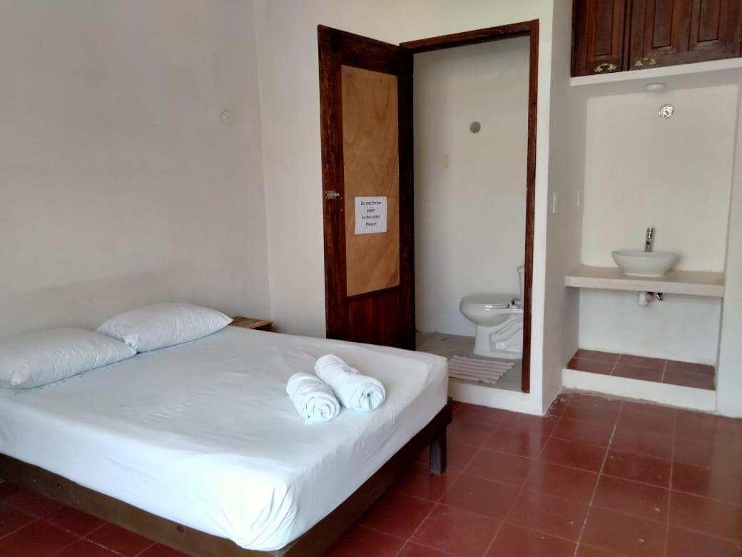 Casa De Ines Y Victoria Hotel Valladolid  Ngoại thất bức ảnh