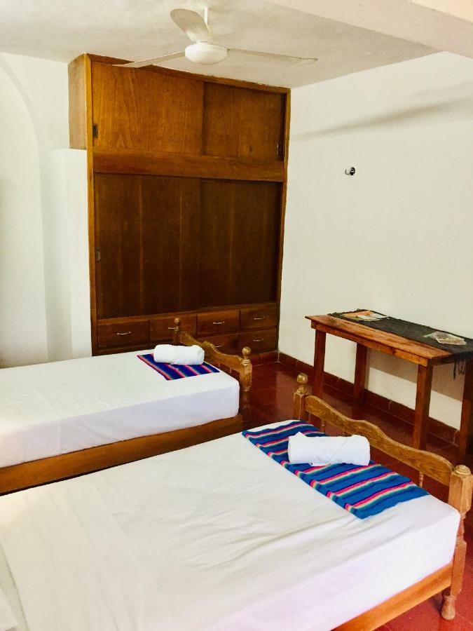 Casa De Ines Y Victoria Hotel Valladolid  Ngoại thất bức ảnh